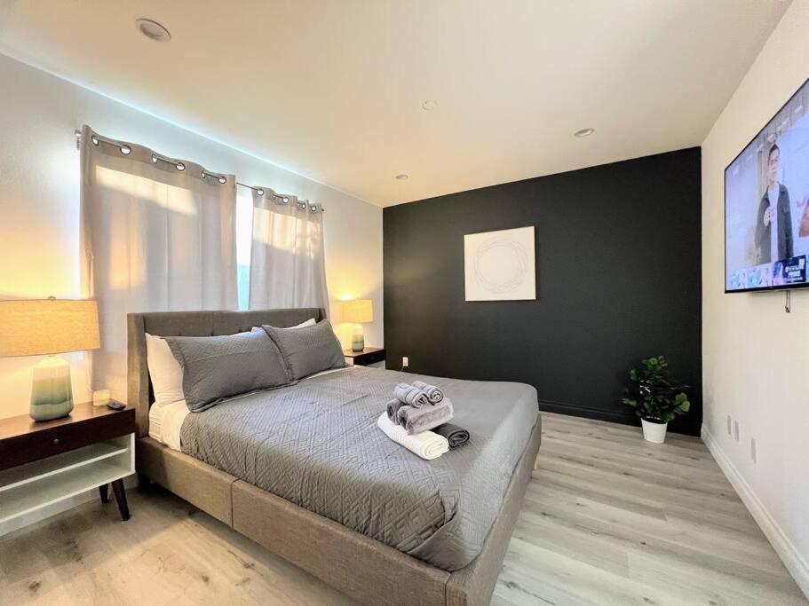 Hollywood Black Habitat Los Angeles Exterior foto
